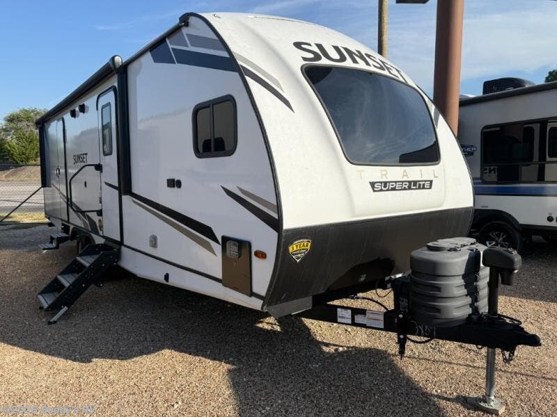 Used 2022 CrossRoads Sunset Trail Super Lite 269FK available in Cleburne, Texas