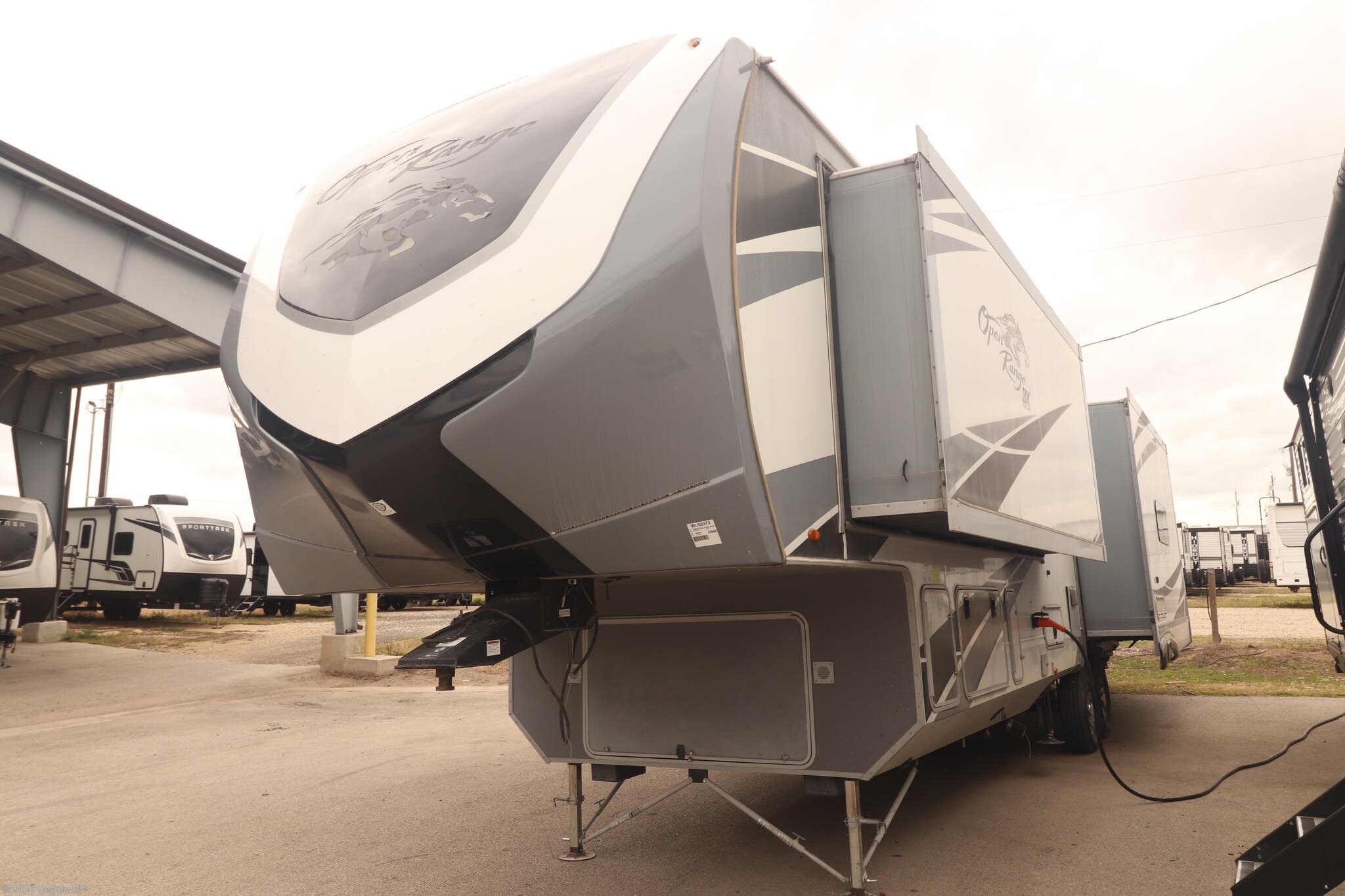 Used 2019 Jayco  Highland Ridge 384RLS available in Seguin, Texas