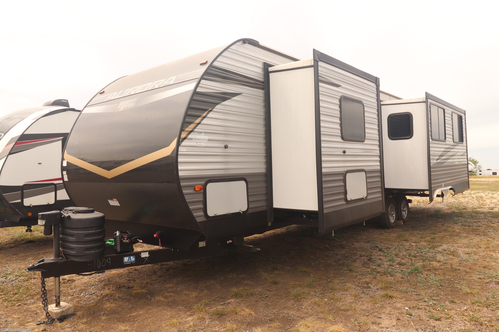 Used 2024 Forest River Aurora 31KDS available in Seguin, Texas