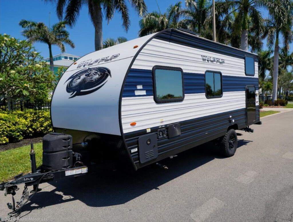 Used 2023 Forest River  Wolf Pup 16 BH available in Gibsonton, Florida