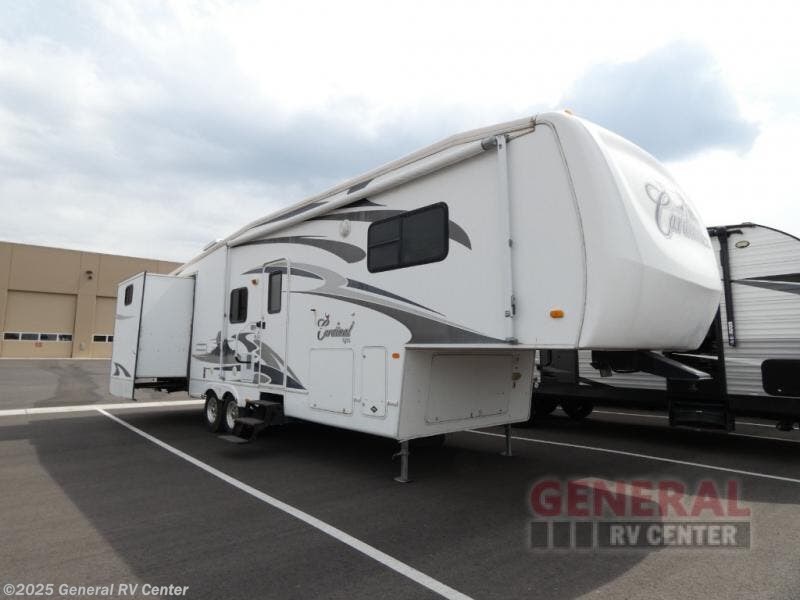 Used 2008 Forest River Cardinal LE 33TBH available in South Weber, Utah