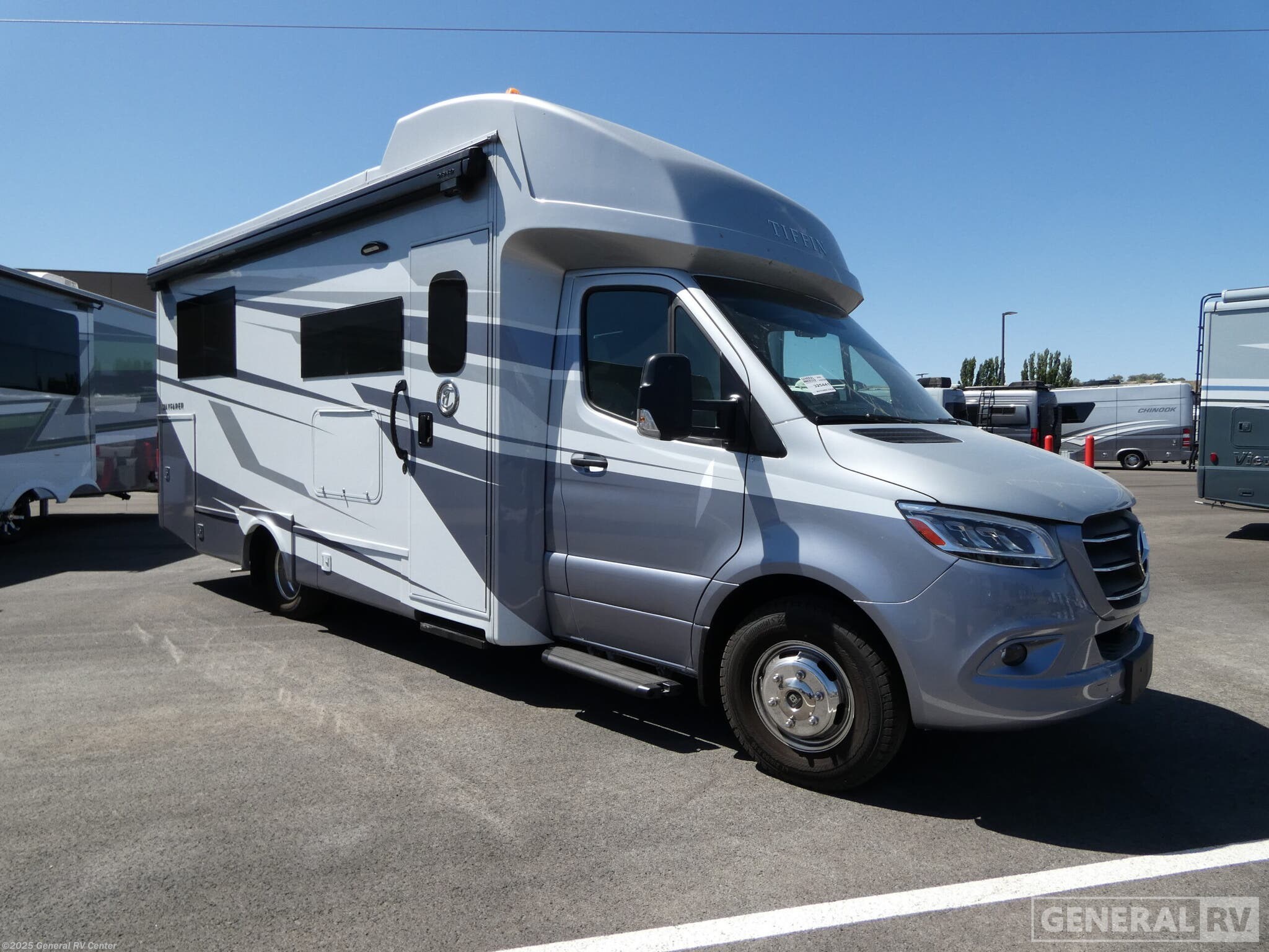 New 2026 Tiffin Wayfarer 25XLW available in South Weber, Utah