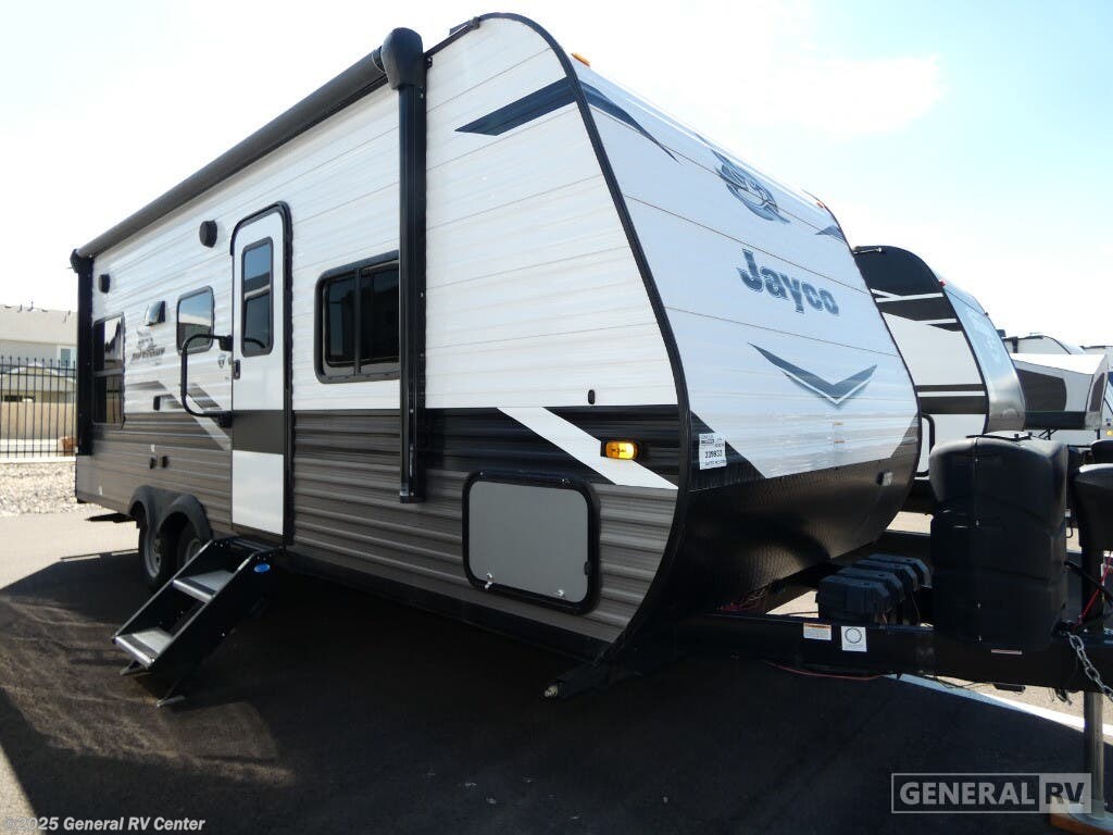 Used 2022 Jayco  M212QB available in South Weber, Utah