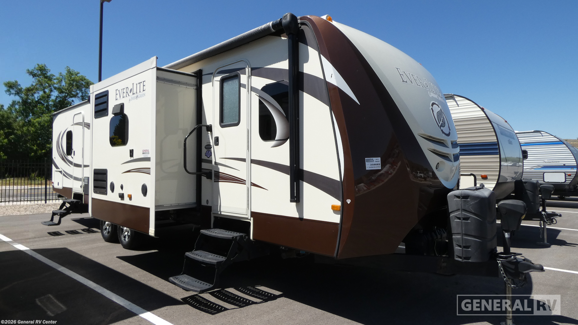 Used 2016 EverLite  275FLS available in South Weber, Utah