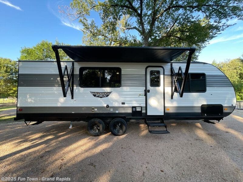 New 2025 Forest River Wildwood FSX LIMITED EDITION 266BHLE available in Rockford, Michigan