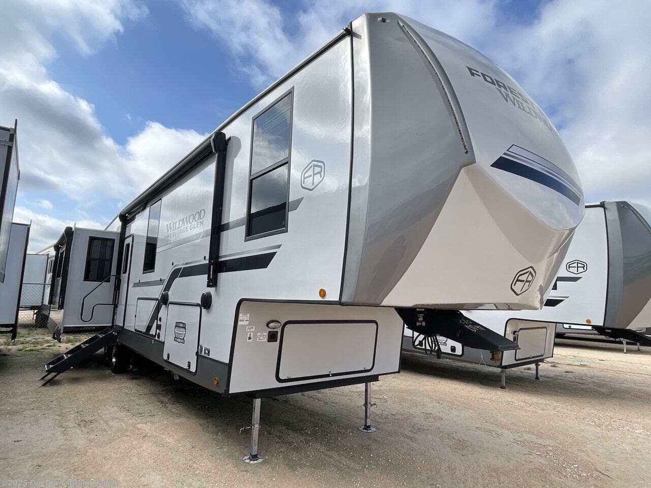 New 2026 Forest River Wildwood Heritage Glen 369BL available in Rockford, Michigan