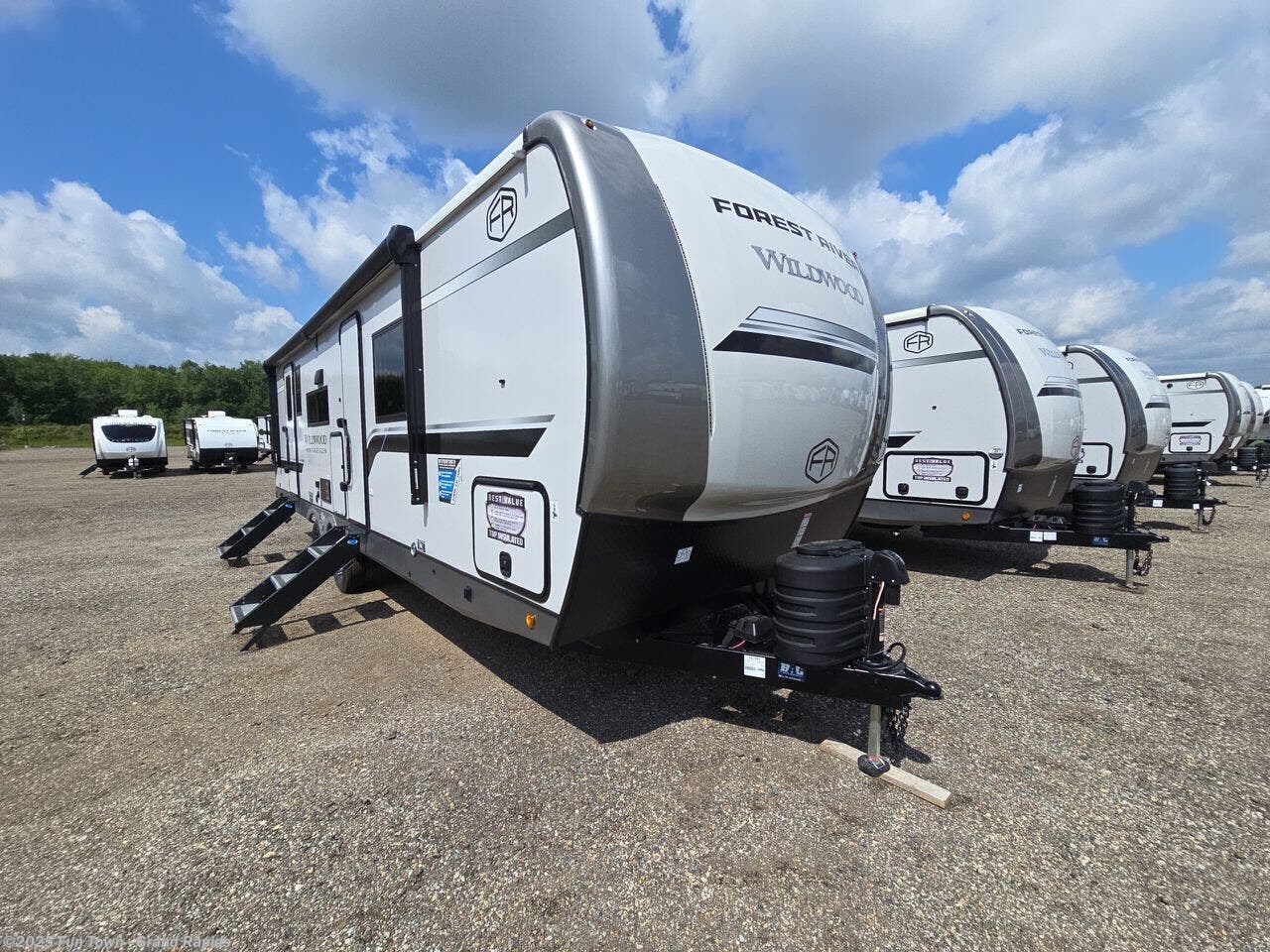 New 2026 Forest River Wildwood Heritage Glen 265BSRB available in Rockford, Michigan