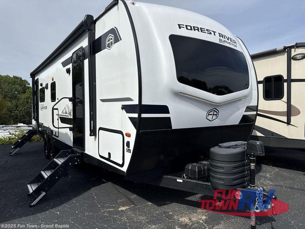 Used 2025 Forest River Grand Surveyor 253RLS available in Rockford, Michigan
