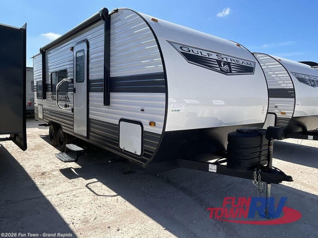 New 2025 Gulf Stream Kingsport Ultra Lite 248BH available in Rockford, Michigan