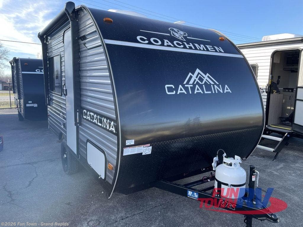 New 2026 Coachmen Catalina Summit Series 7 164BHX available in Rockford, Michigan