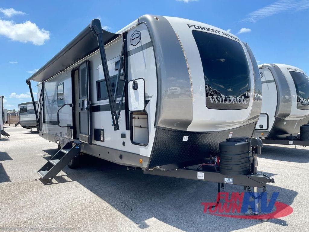 New 2026 Forest River Wildwood Heritage Glen 261FKRB available in Rockford, Michigan