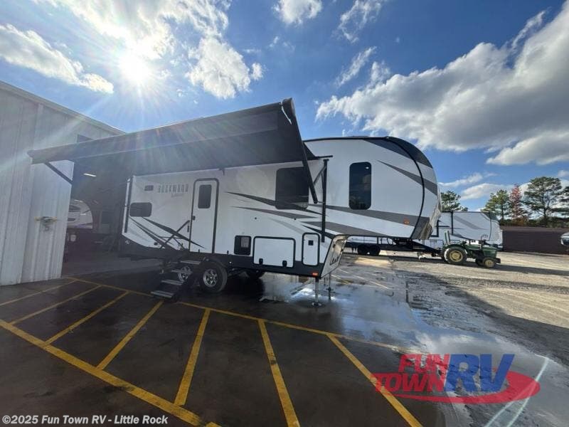 Used 2024 Forest River Rockwood Signature 281RK available in Little Rock, Arkansas