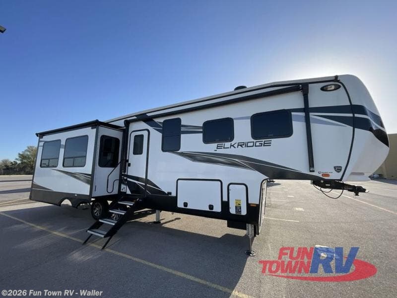 Used 2023 Heartland ElkRidge 32RLS available in Waller, Texas