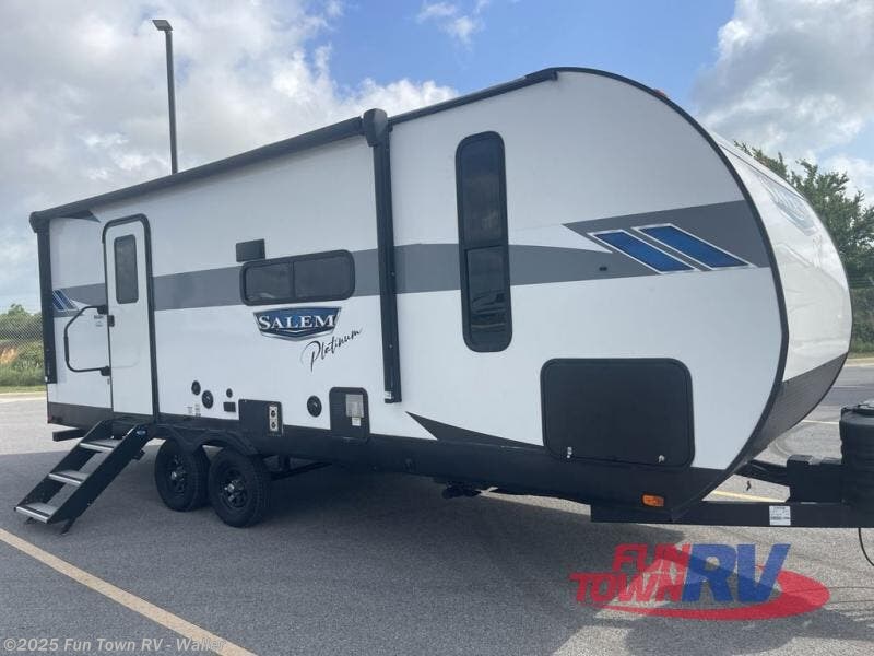 Used 2023 Forest River Salem 22RBSX available in Waller, Texas