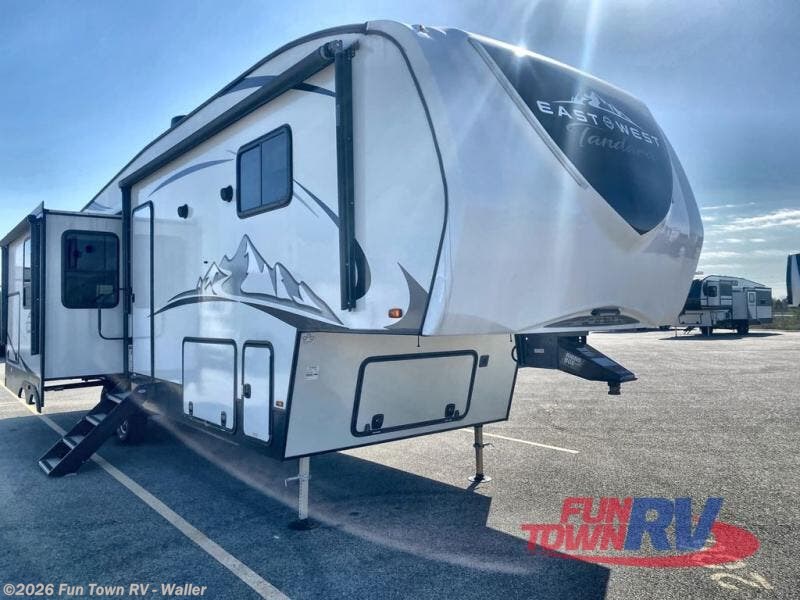 Used 2022 East to West Tandara 320RL available in Waller, Texas