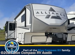 New 2024 Alliance RV Avenue 32RLS available in Buda, Texas