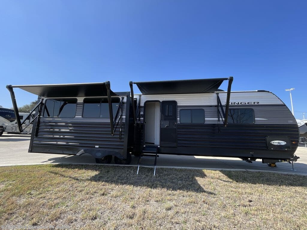 New 2026 CrossRoads Zinger 340LR available in Buda, Texas