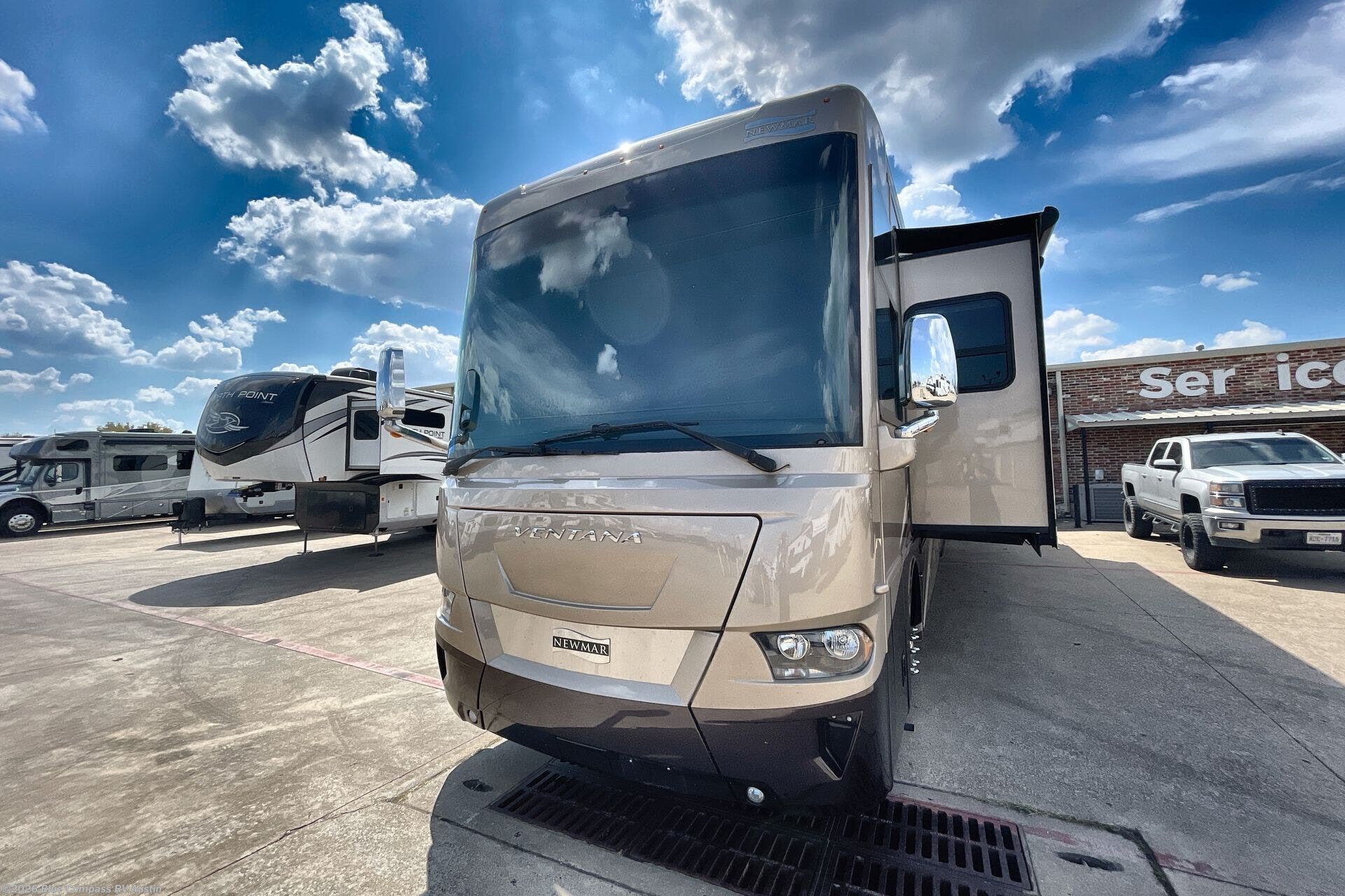 Used 2020 Newmar Ventana 4326 available in Buda, Texas