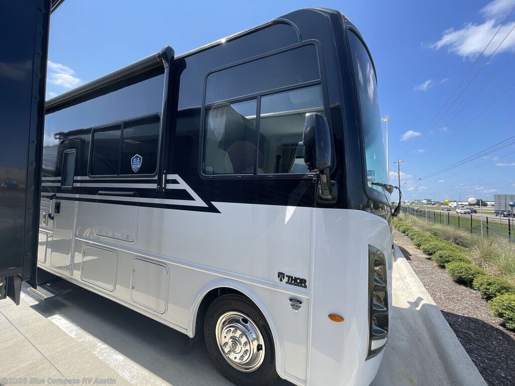 New 2026 Thor Motor Coach Resonate 32B available in Buda, Texas