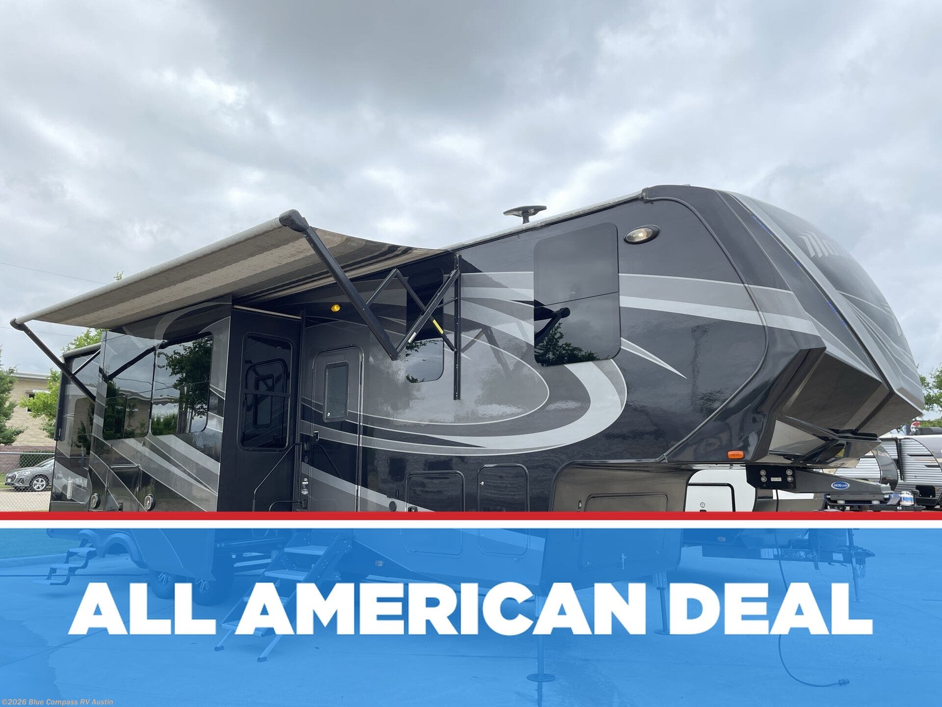 Used 2018 Grand Design Momentum 351M available in Buda, Texas