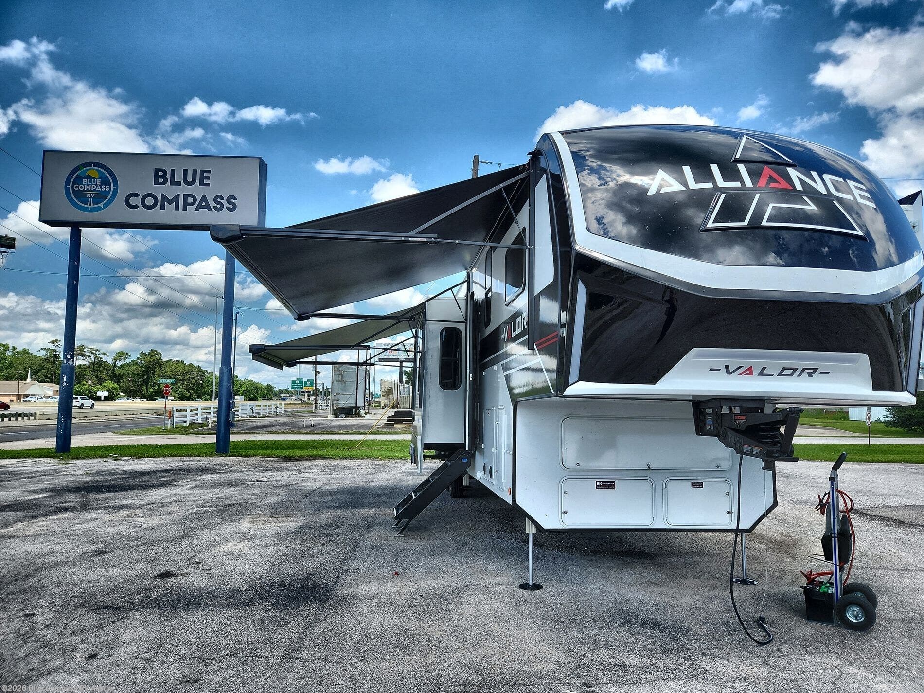 New 2026 Alliance RV Valor 37V11 available in Buda, Texas