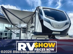 Used 2022 Keystone Montana 335BH available in Buda, Texas