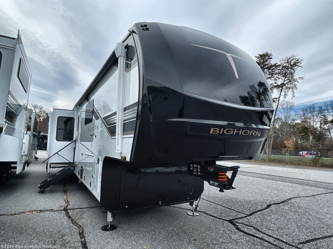 New 2027 Heartland Bighorn 39RK available in Buda, Texas
