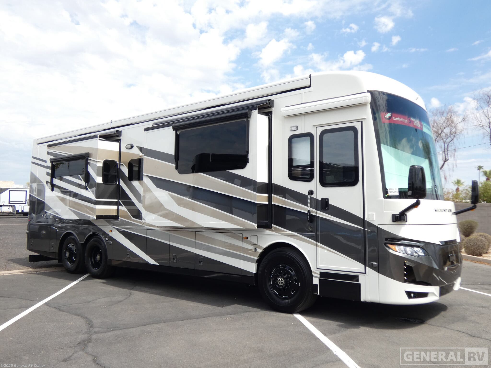 New 2026 Newmar Mountain Aire 3825 available in Mesa, Arizona