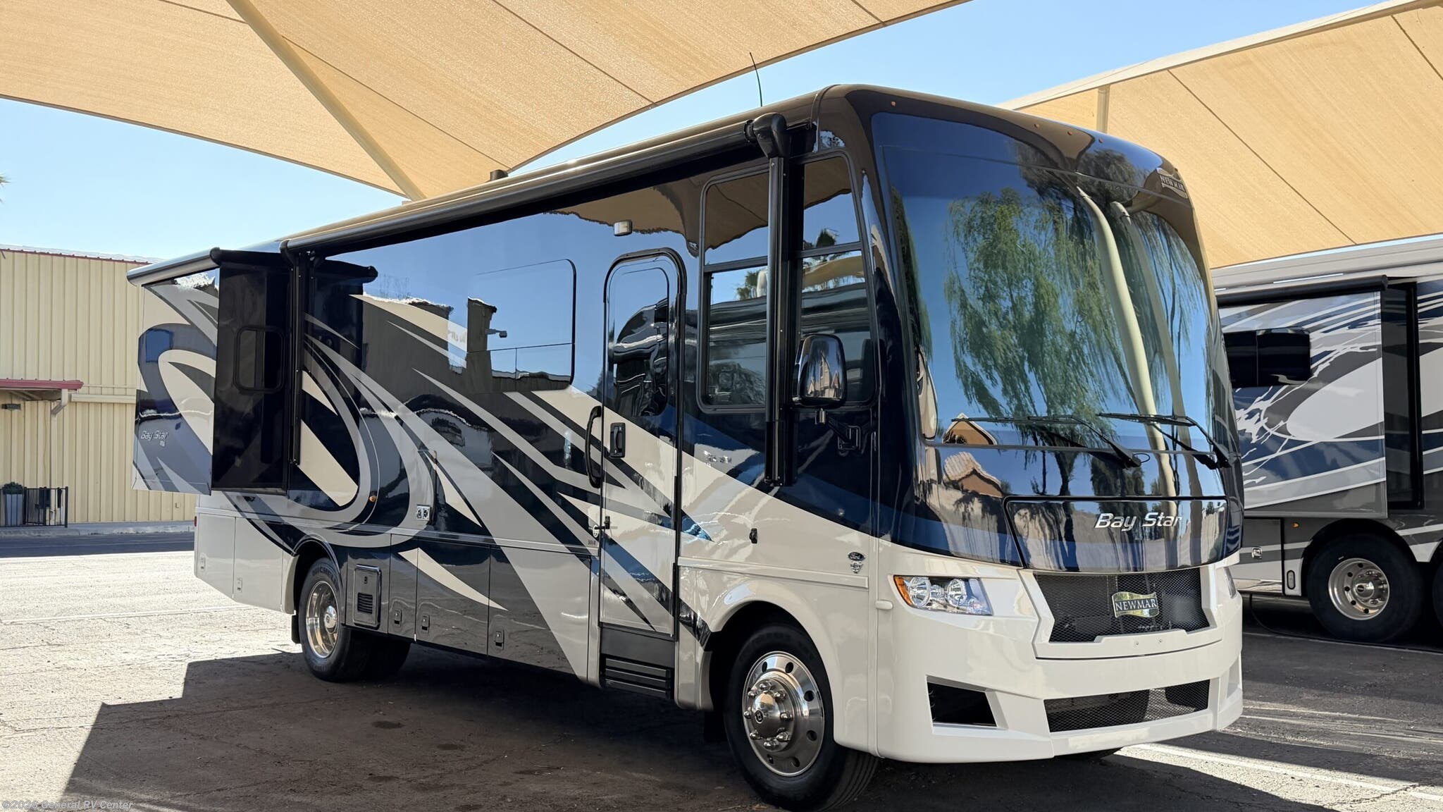 Used 2024 Newmar Bay Star 3014 available in Mesa, Arizona