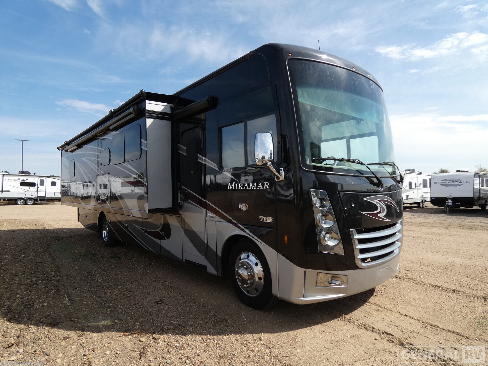 Used 2021 Thor Motor Coach Miramar 35.2-2SL available in Longmont, Colorado