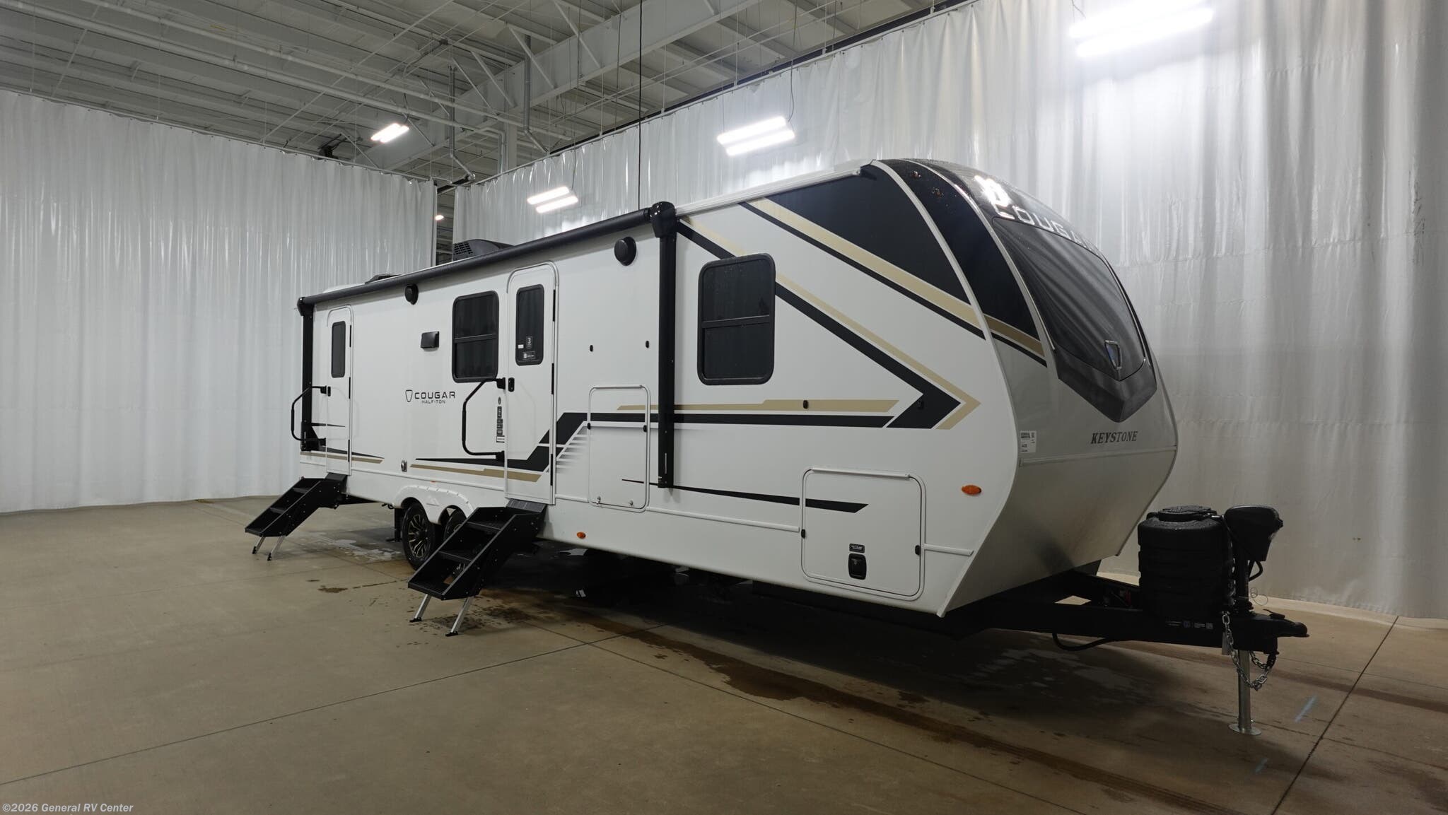New 2026 Keystone Cougar 28BHS available in Longmont, Colorado