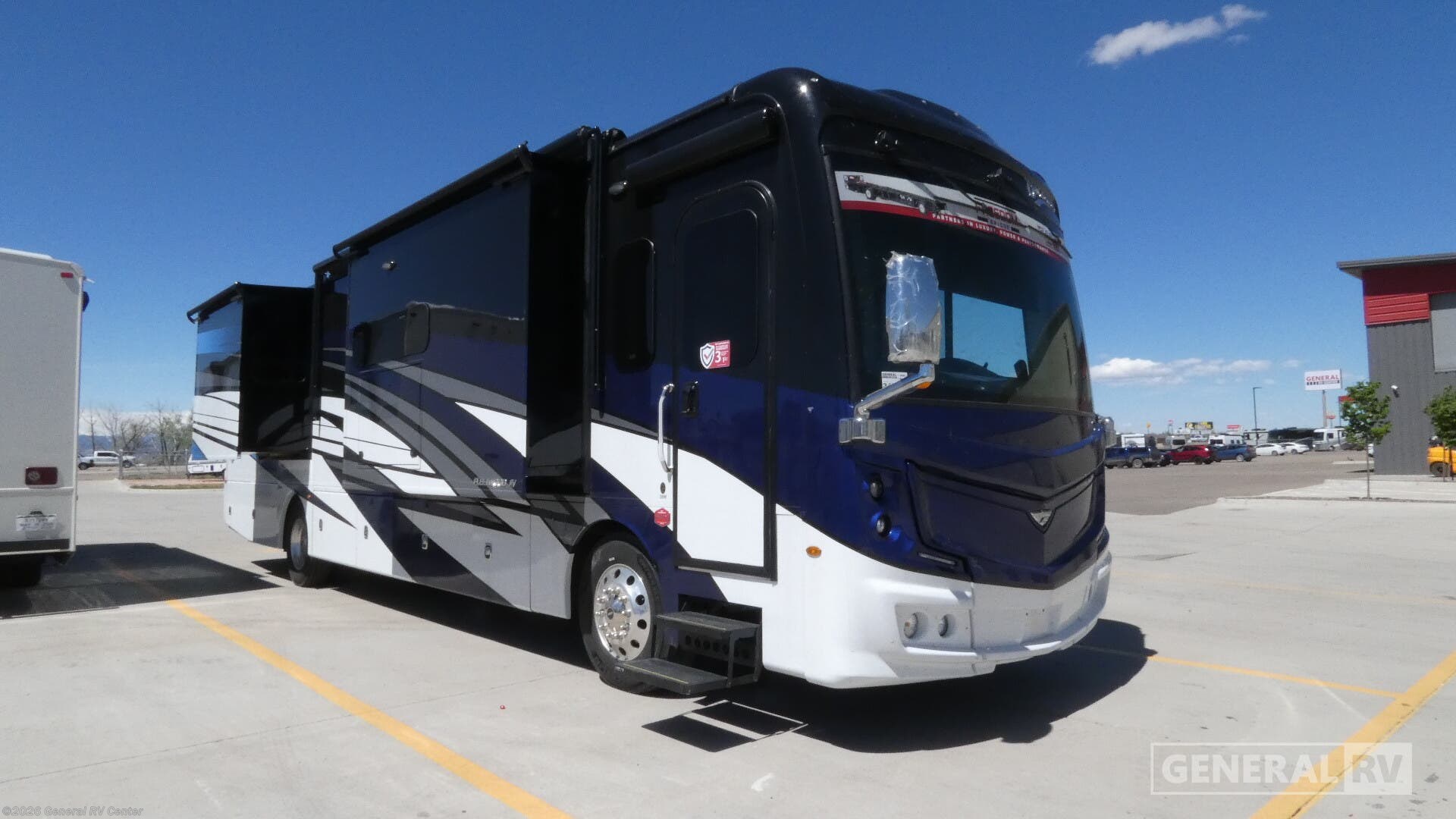 New 2026 Fleetwood Discovery 38N available in Longmont, Colorado