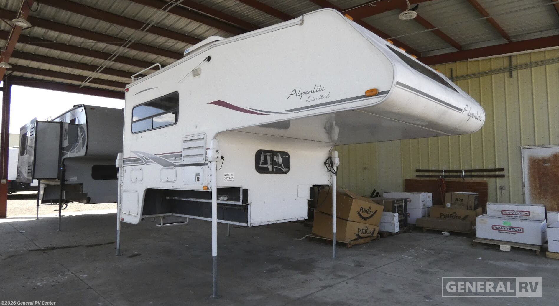 Used 2004 Western RV Alpenlite Limited Saratoga 930 available in Longmont, Colorado