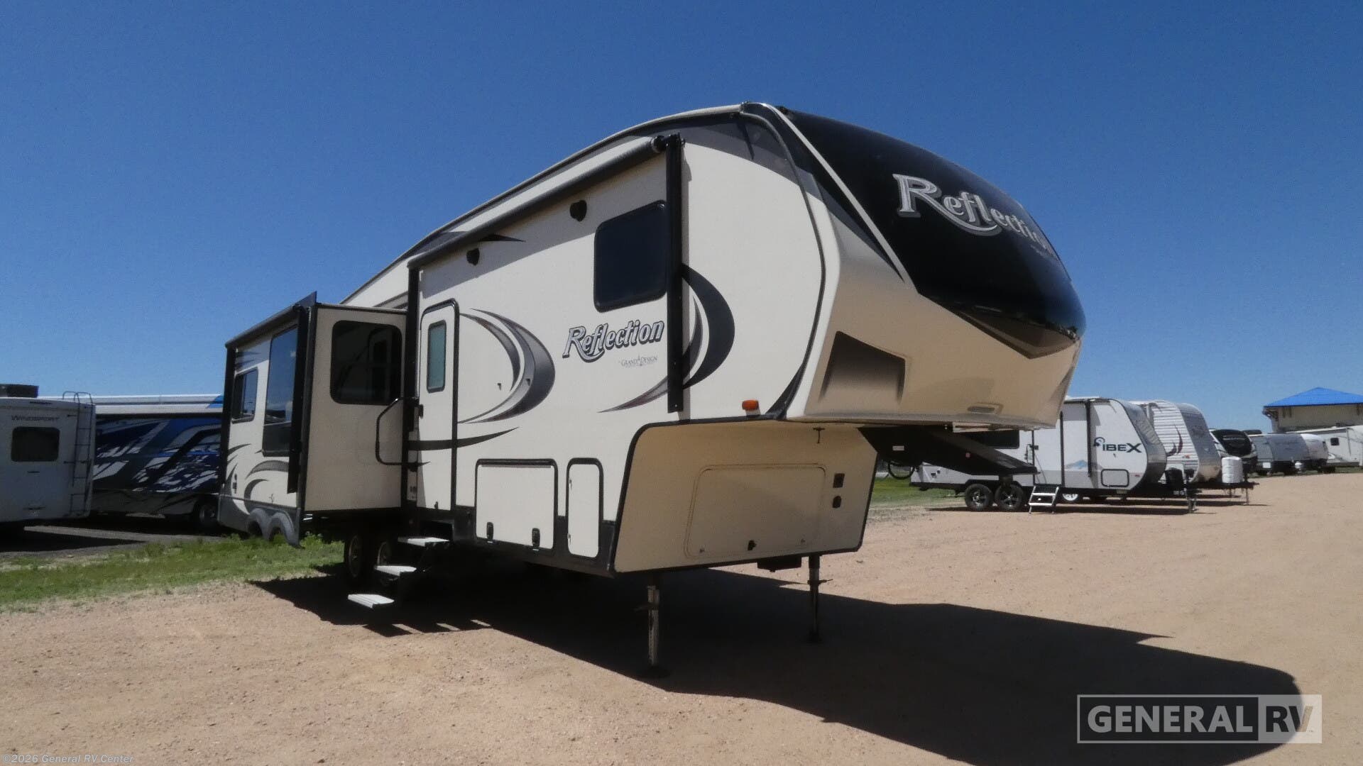 Used 2019 Grand Design Reflection 303RLS available in Longmont, Colorado