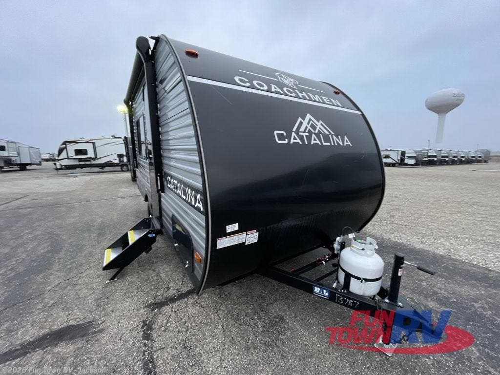 New 2026 Coachmen Catalina Summit Series 7 154RBX available in Jackson, Michigan