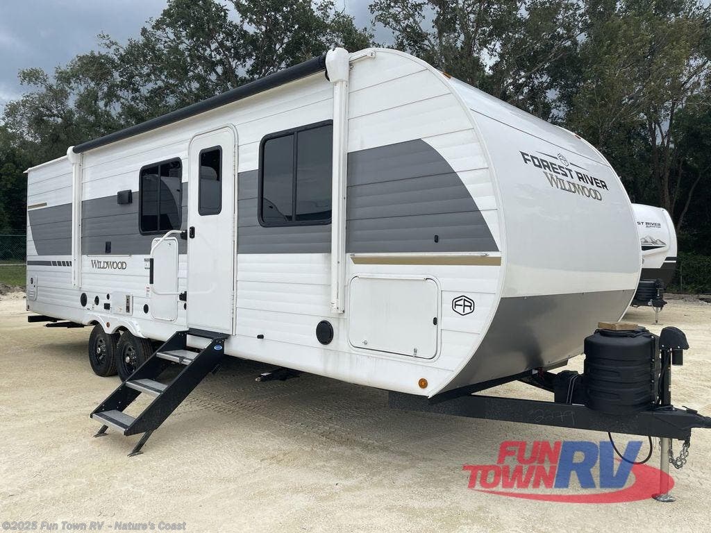New 2025 Forest River Wildwood 28DBUD available in Crystal River, Florida