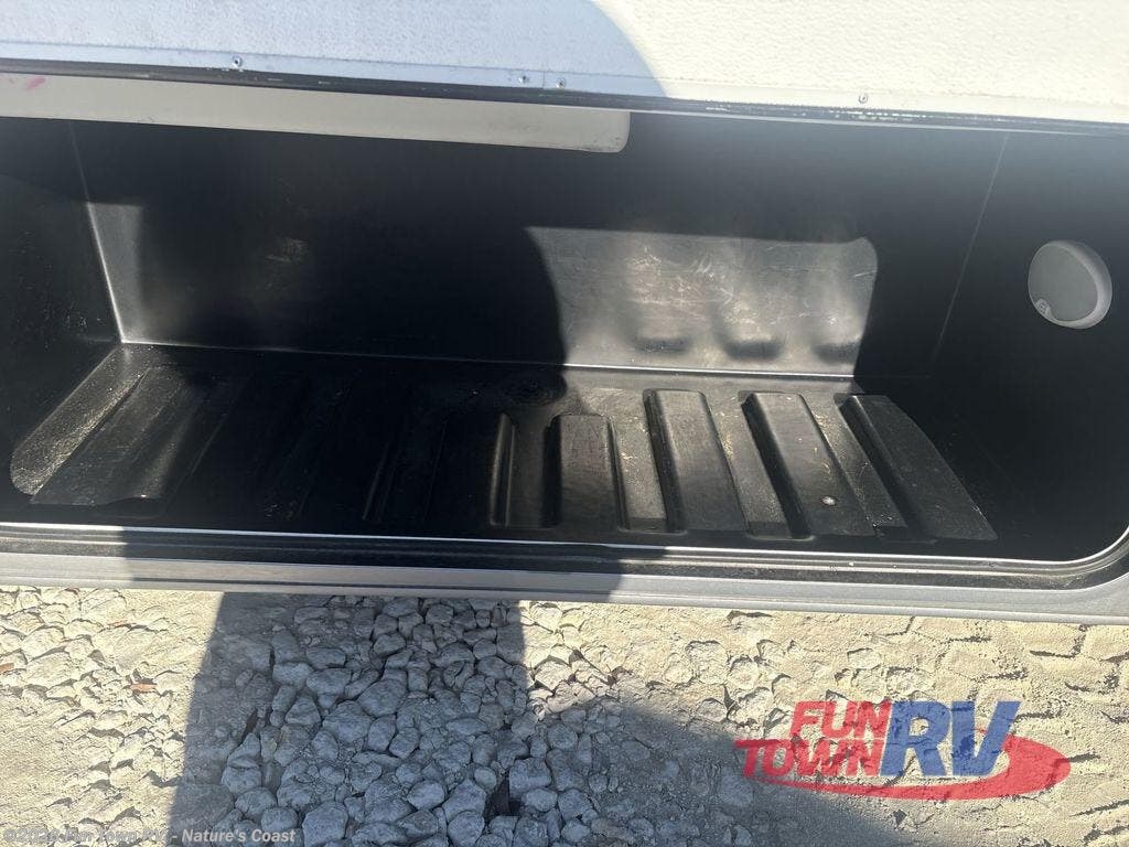 Used 2024 Thor Motor Coach Magnitude GM24 available in Crystal River, Florida