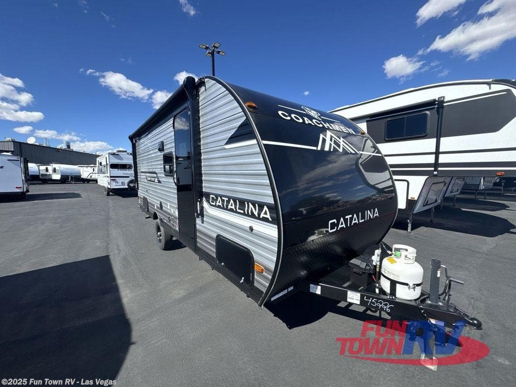 New 2025 Coachmen Catalina Summit Series 7 184BHSX available in Las Vegas, Nevada