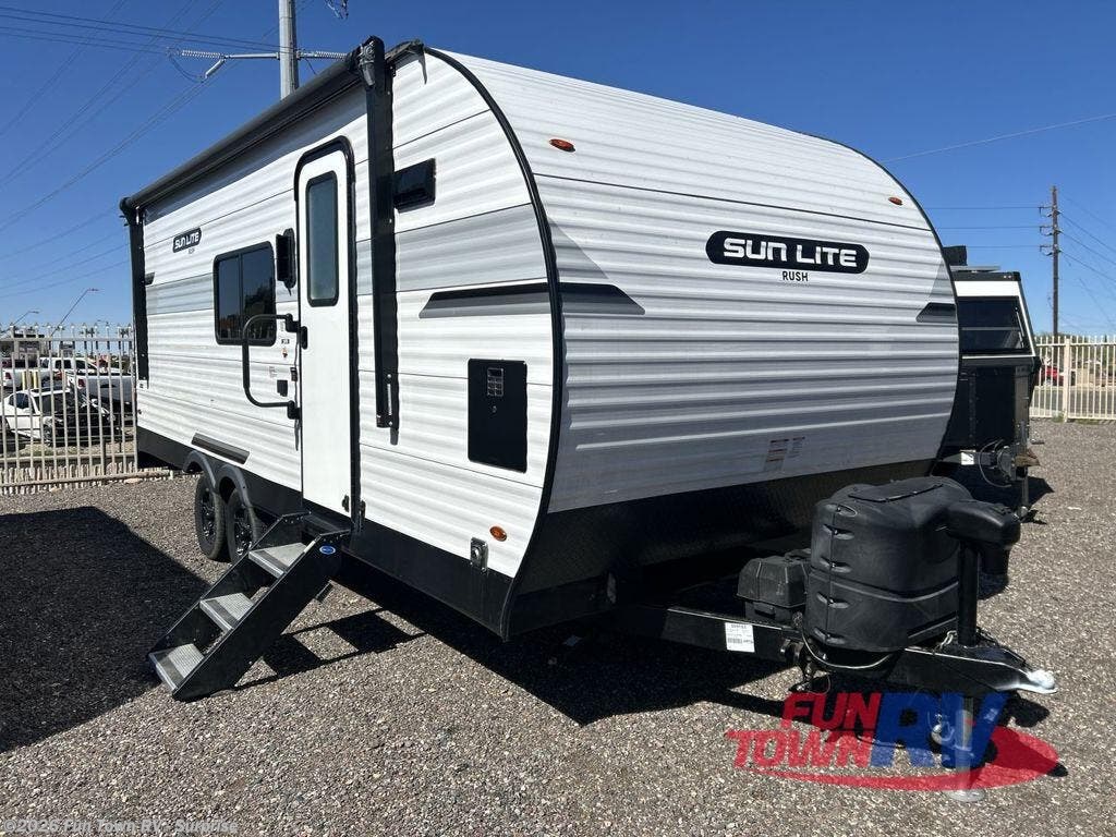 Used 2023 Sunset Park RV Sun Lite 24TH available in Surprise, Arizona