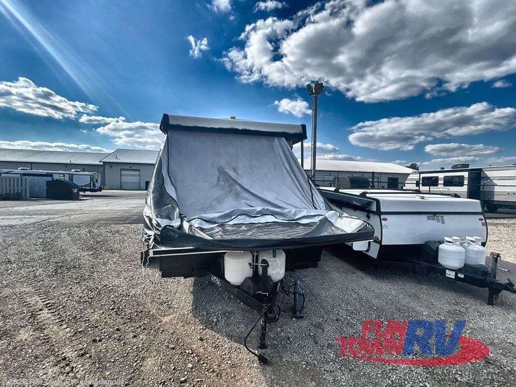 Used 2019 Forest River Rockwood Premier 2516G available in Edinburgh, Indiana
