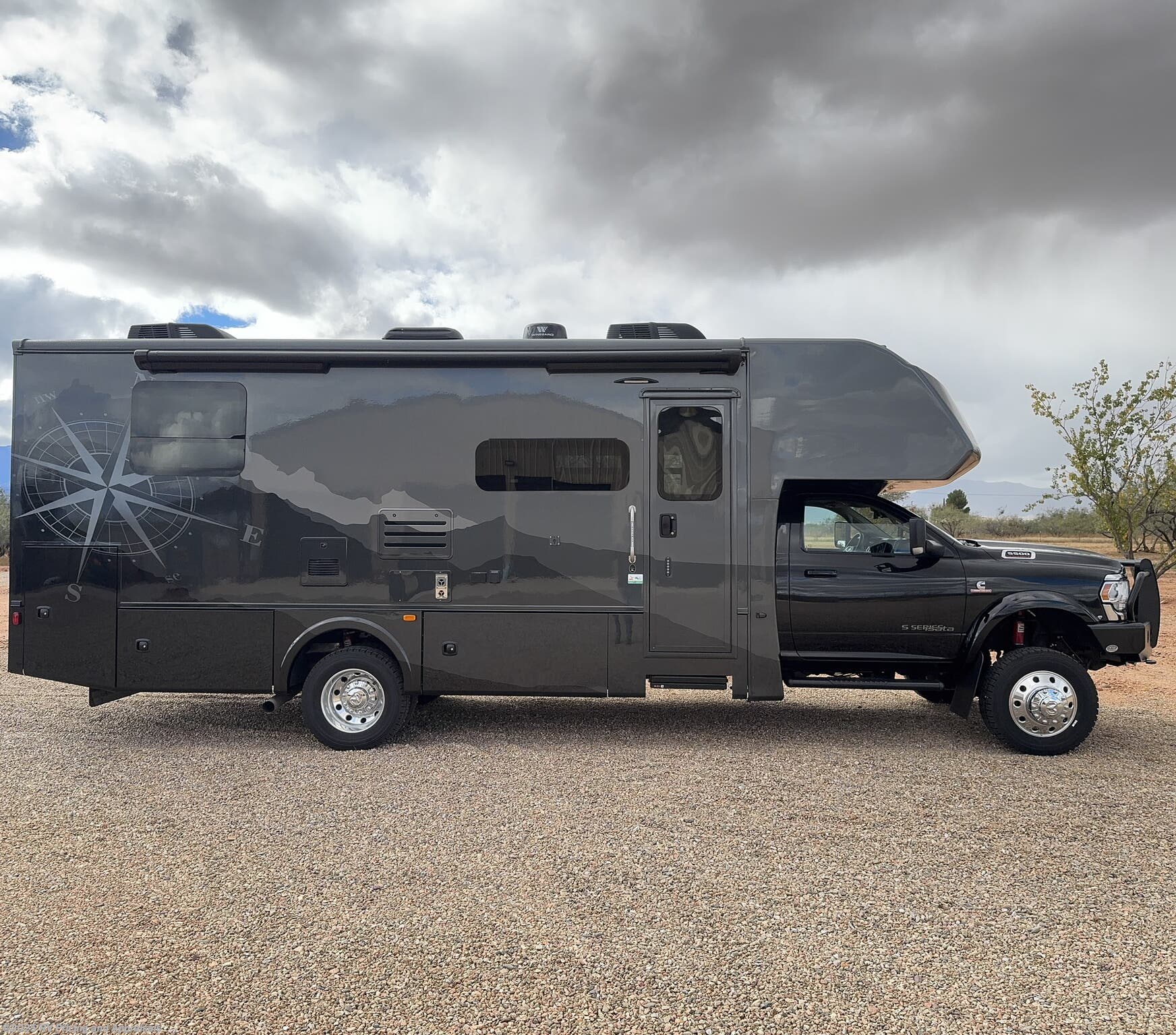 Used 2021 Dynamax Corp Isata 5 Series 28SS 4X4 - LOCATED IN SIERRA VISTA, ARIZONA available in , Florida