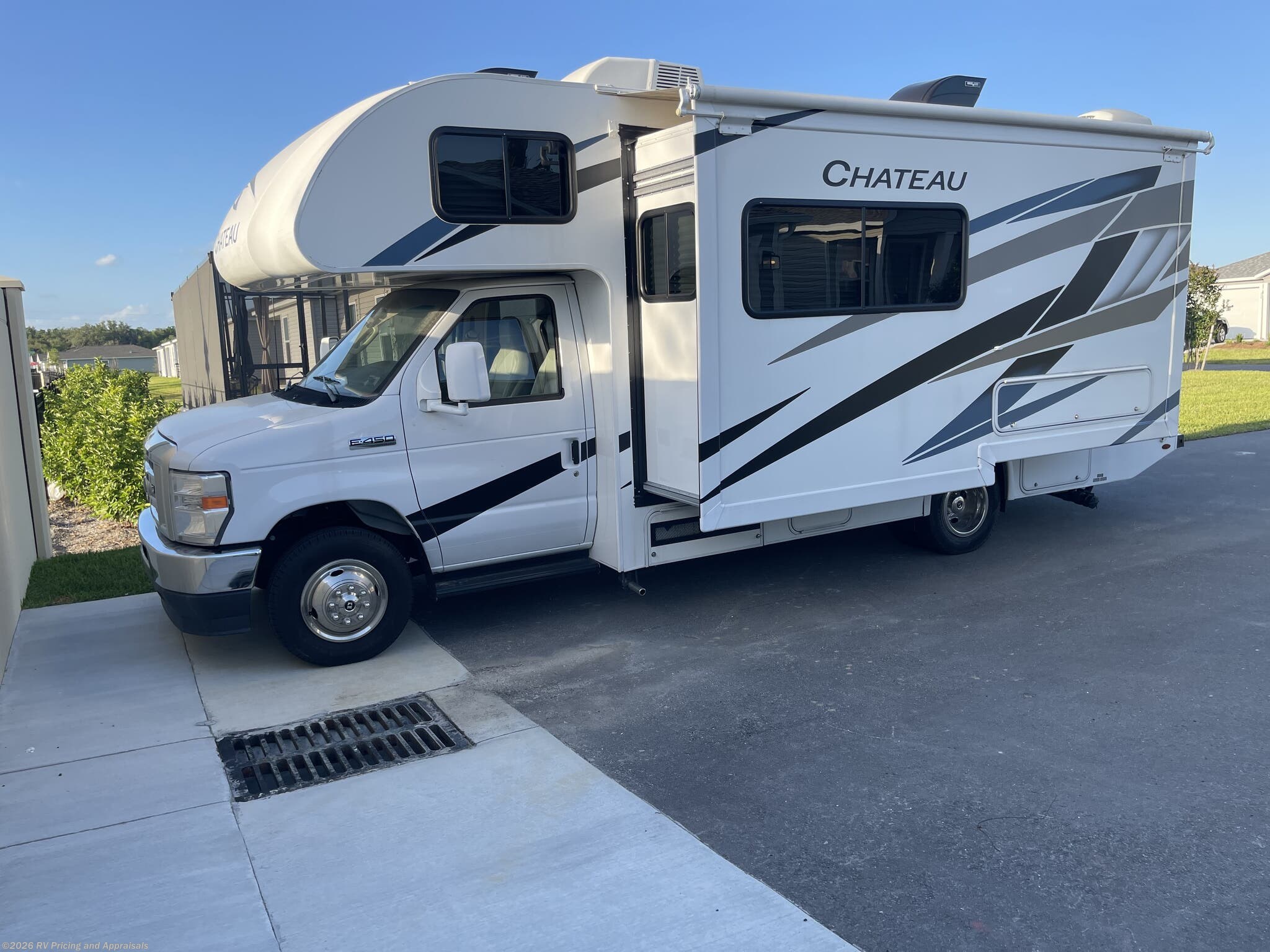 Used 2024 Thor Motor Coach Chateau 25M LOCATED IN MIDDLETON FLORIDA 34762 available in , Florida