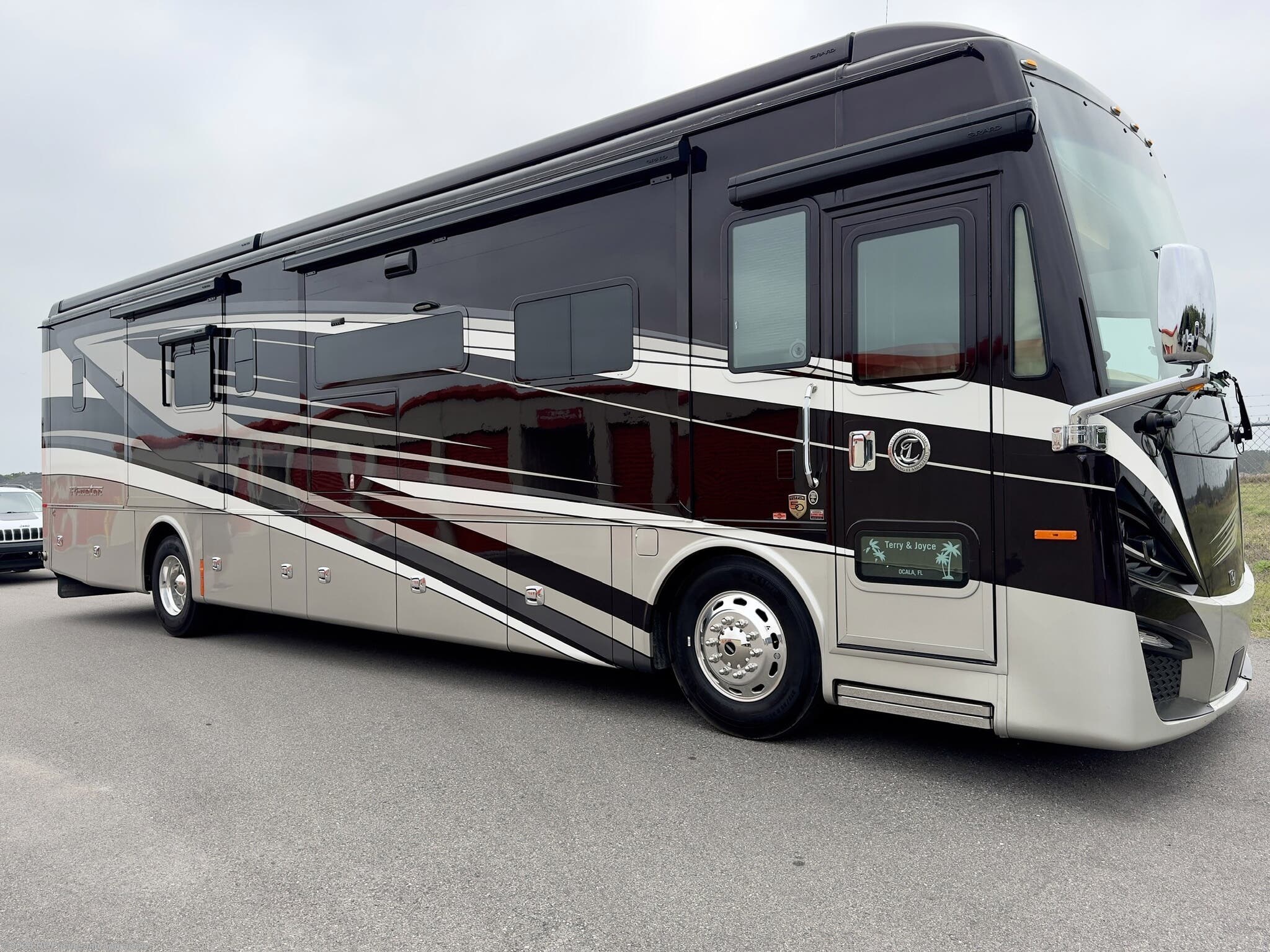 Used 2022 Tiffin Phaeton 40 QBH LOCATED IN OCALA FLORIDA 34481 available in , Florida