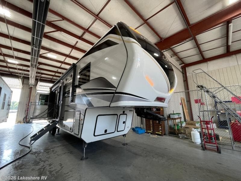 New 2025 Keystone Montana 3532SP available in Muskegon, Michigan