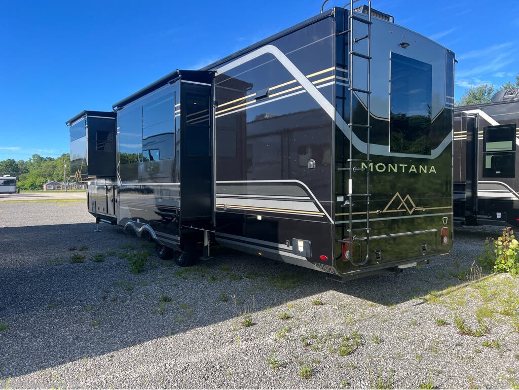 New 2026 Keystone Montana 3900RK available in Muskegon, Michigan