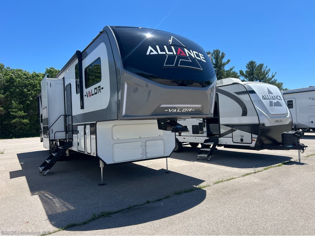 New 2025 Alliance RV Valor 40V13 available in Muskegon, Michigan