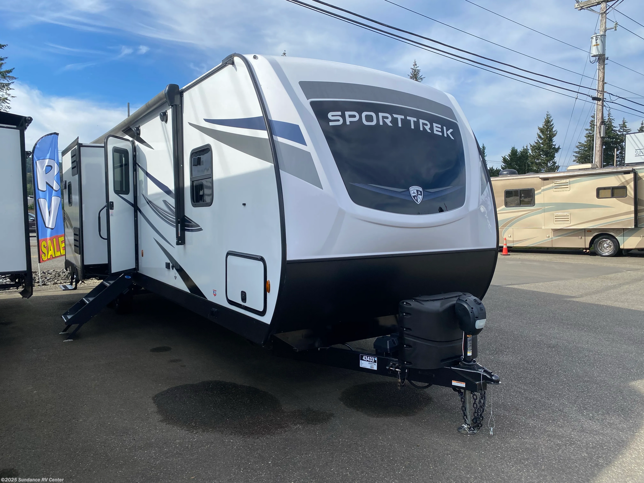 Used 2023 Venture RV SportTrek ST333VIK available in Shelton, Washington