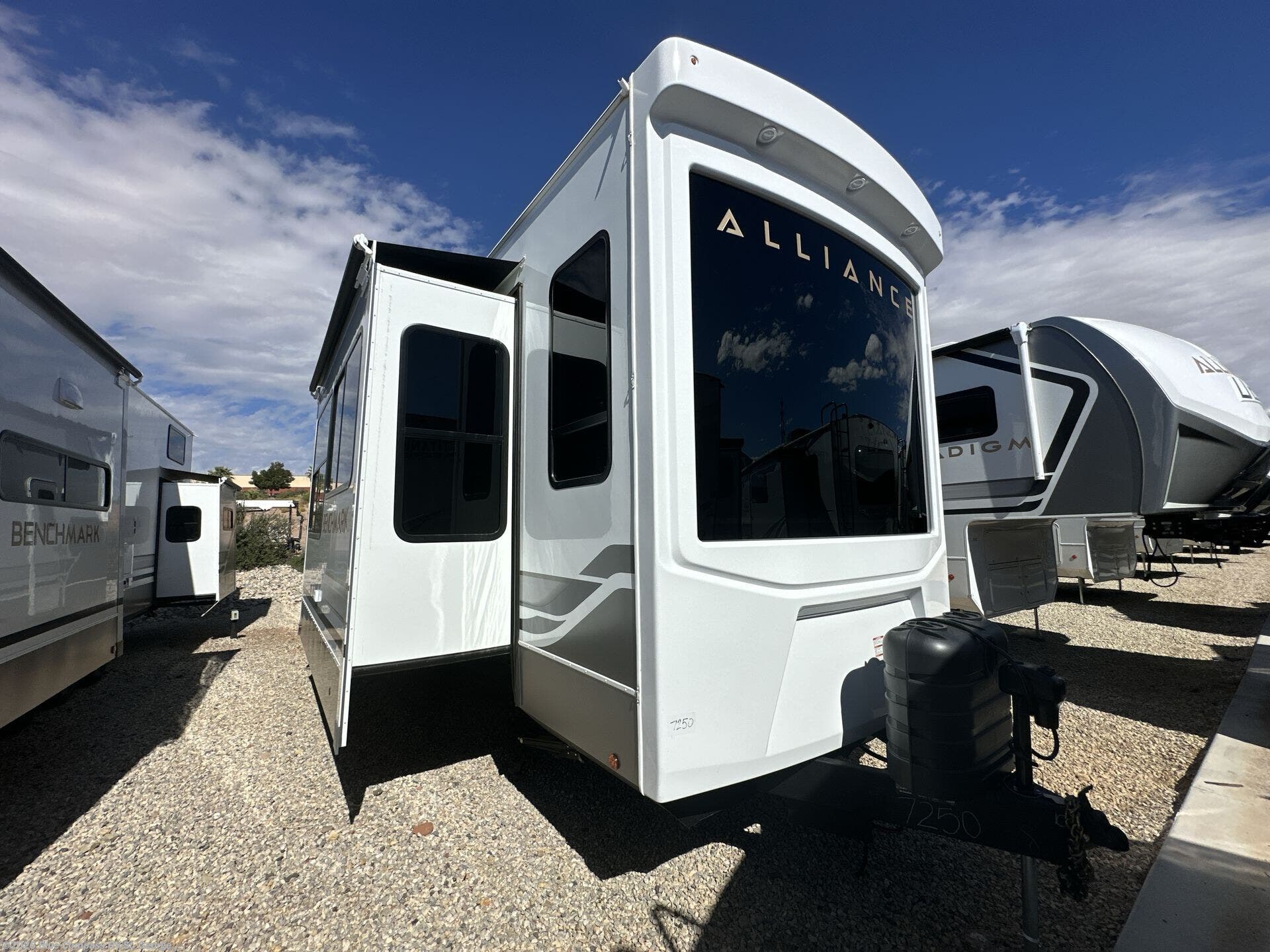 New 2026 Alliance RV Benchmark 42LFT available in Hurricane, Utah