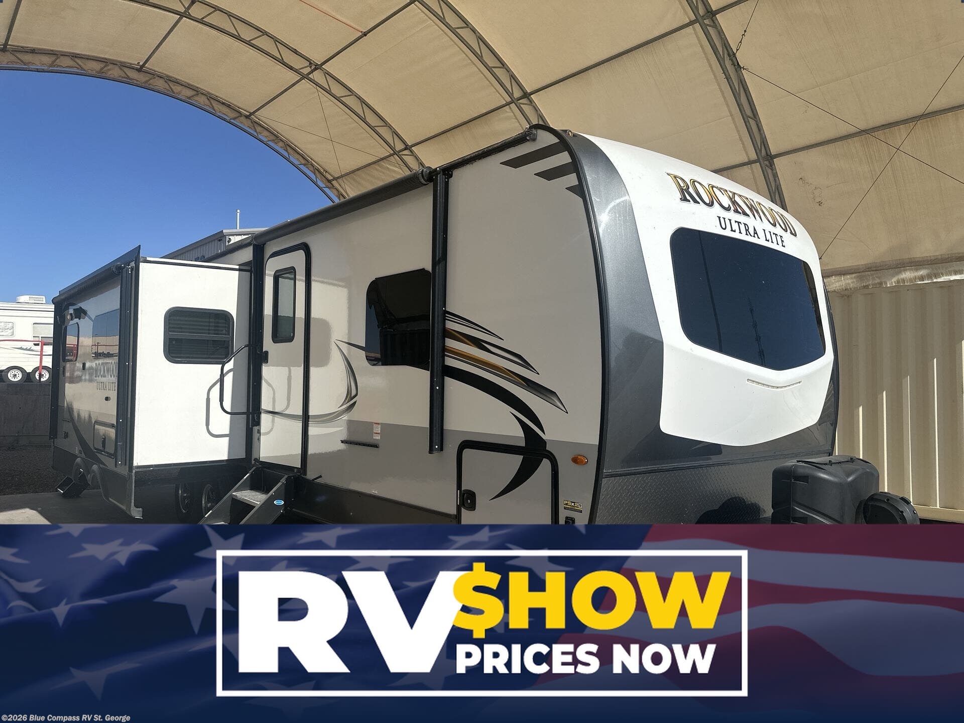Used 2020  Forest River Rockwood Ultra Lite 2910SB by Forest River from Blue Compass RV St. George in Hurricane, UT