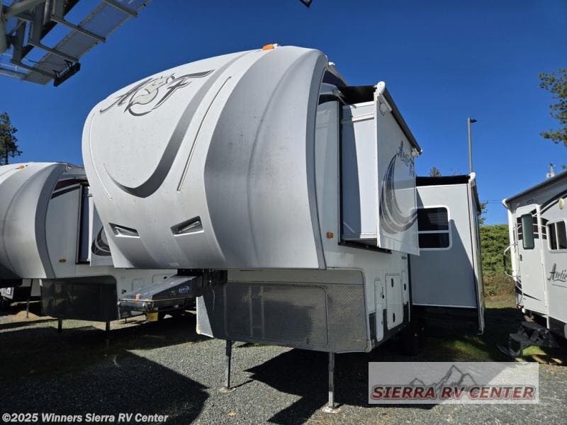 Used 2019 Northwood Silver Fox Arctic  Edition 27-5L available in Colfax, California